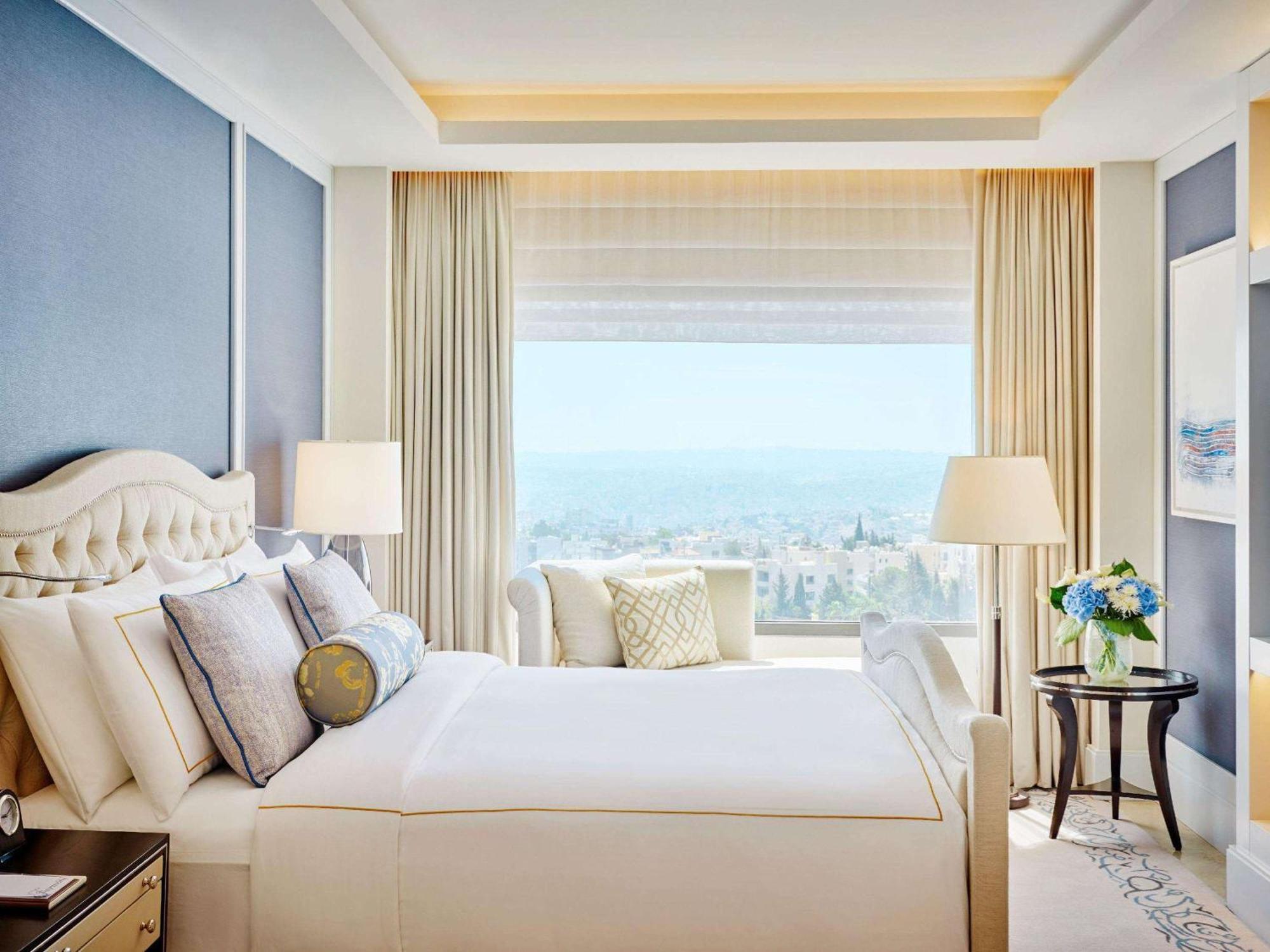 Fairmont Amman Hotel Kültér fotó Deluxe Room